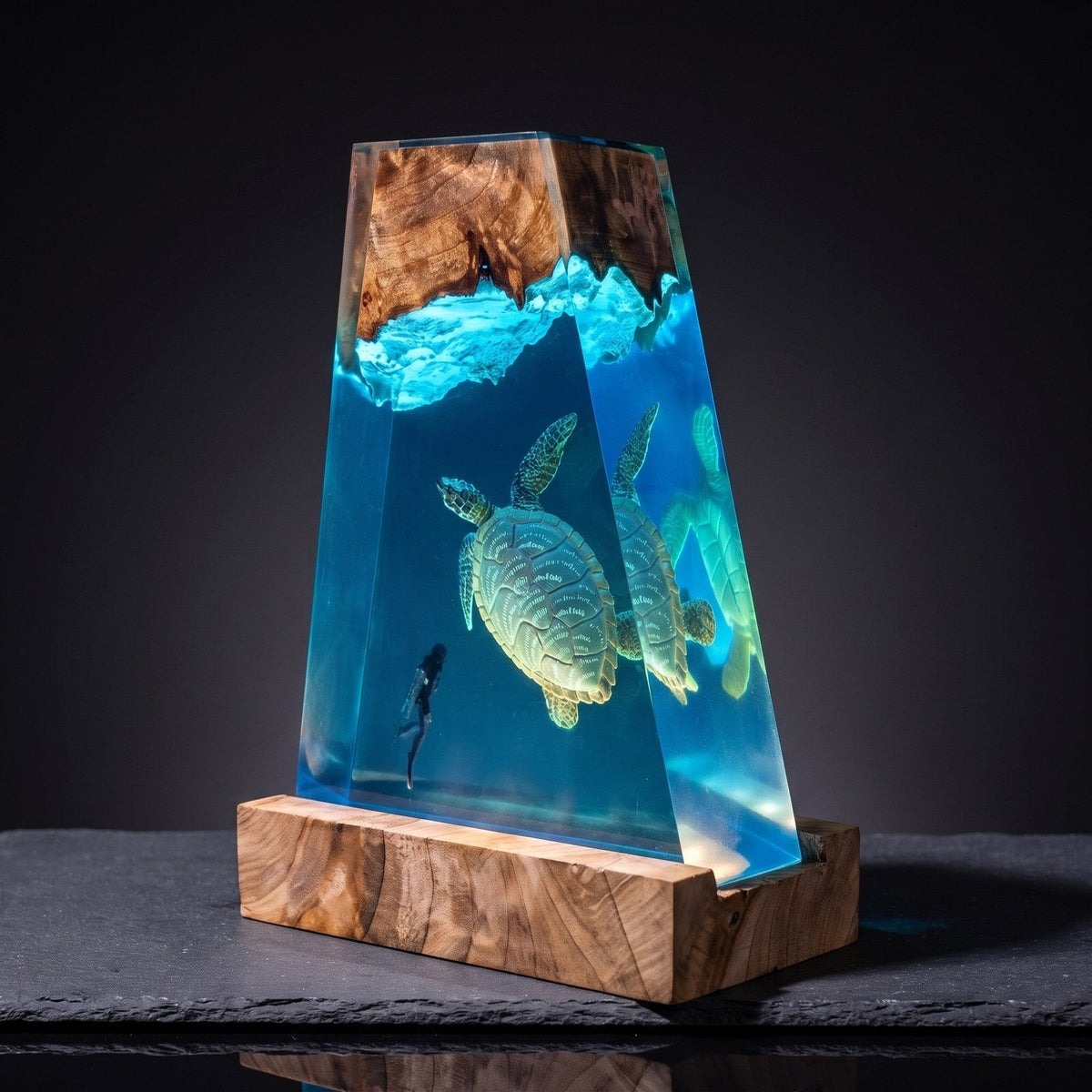 Sea turtles ocean resin lamp
