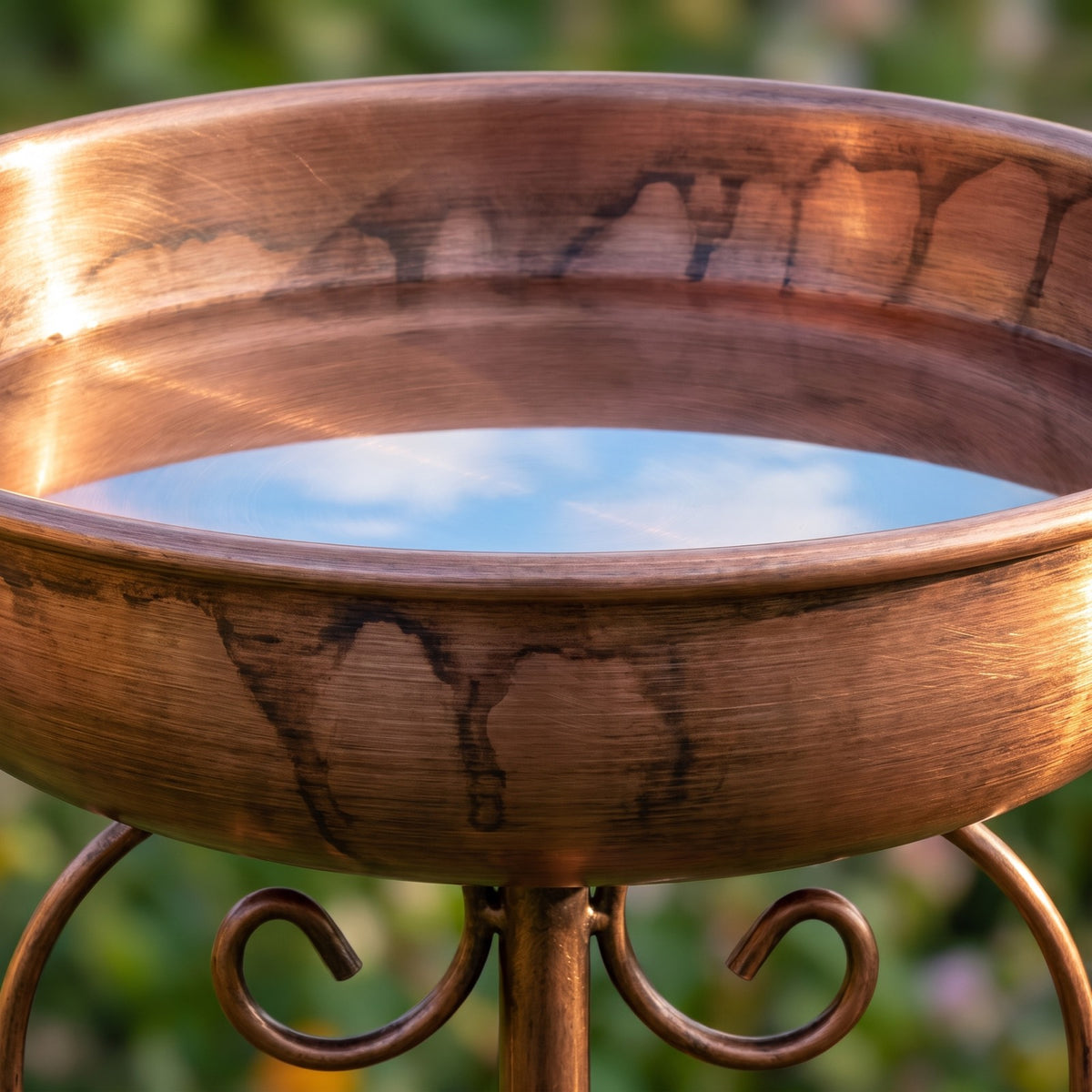 Close-up of the brushed copper bowl and rolled rim