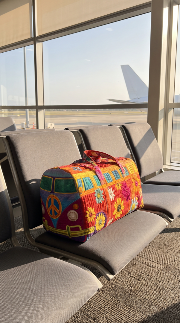 Kombi weekender as a cabin bag at a domestic departure gate