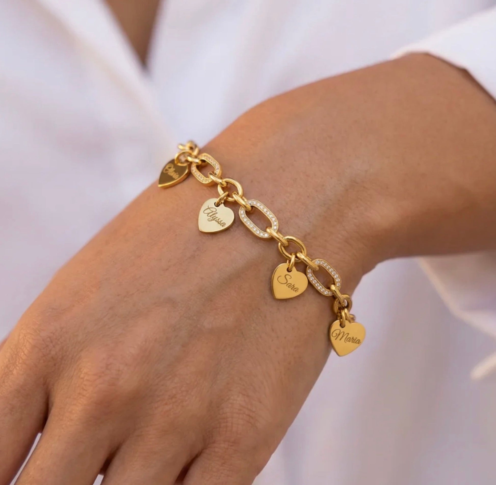 The Amara heart bracelet — pavé crystal links detail
